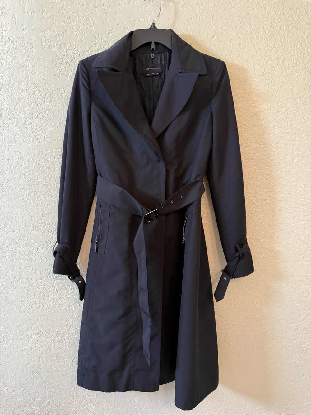 🌧️BCBGMaxAzria🌧️ Woman’s Black Tailored Trench Coat with Belt. Size XS